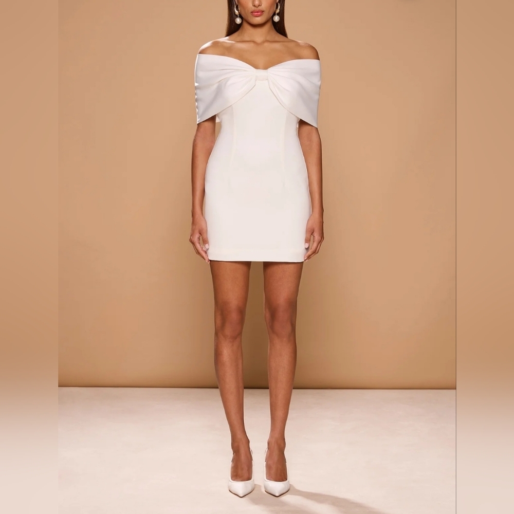 Sonya Moda Belluno Mini‎ White Dress Size M
